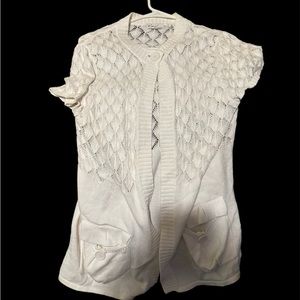 White short sleeve sweater